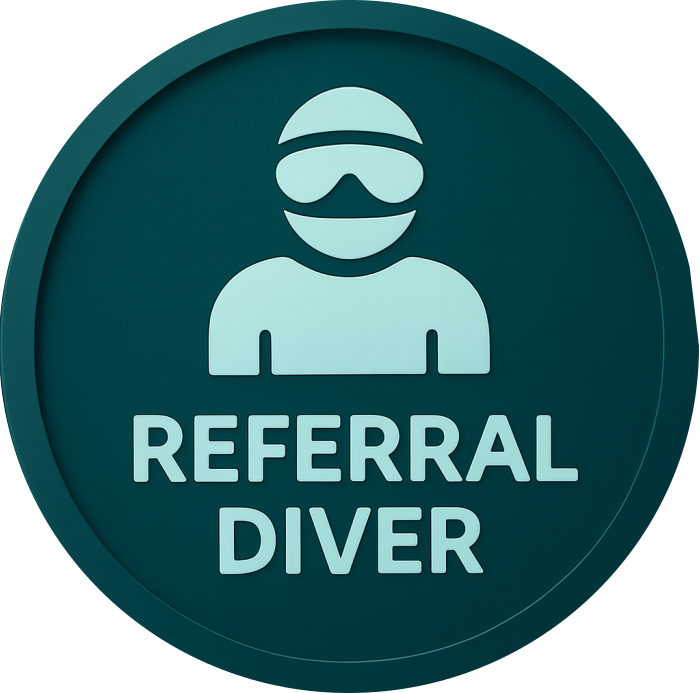 Referral Diver badge icon representing students who completed theory and pool sessions elsewhere and are finishing their Open Water Diver certification in Koh Tao.