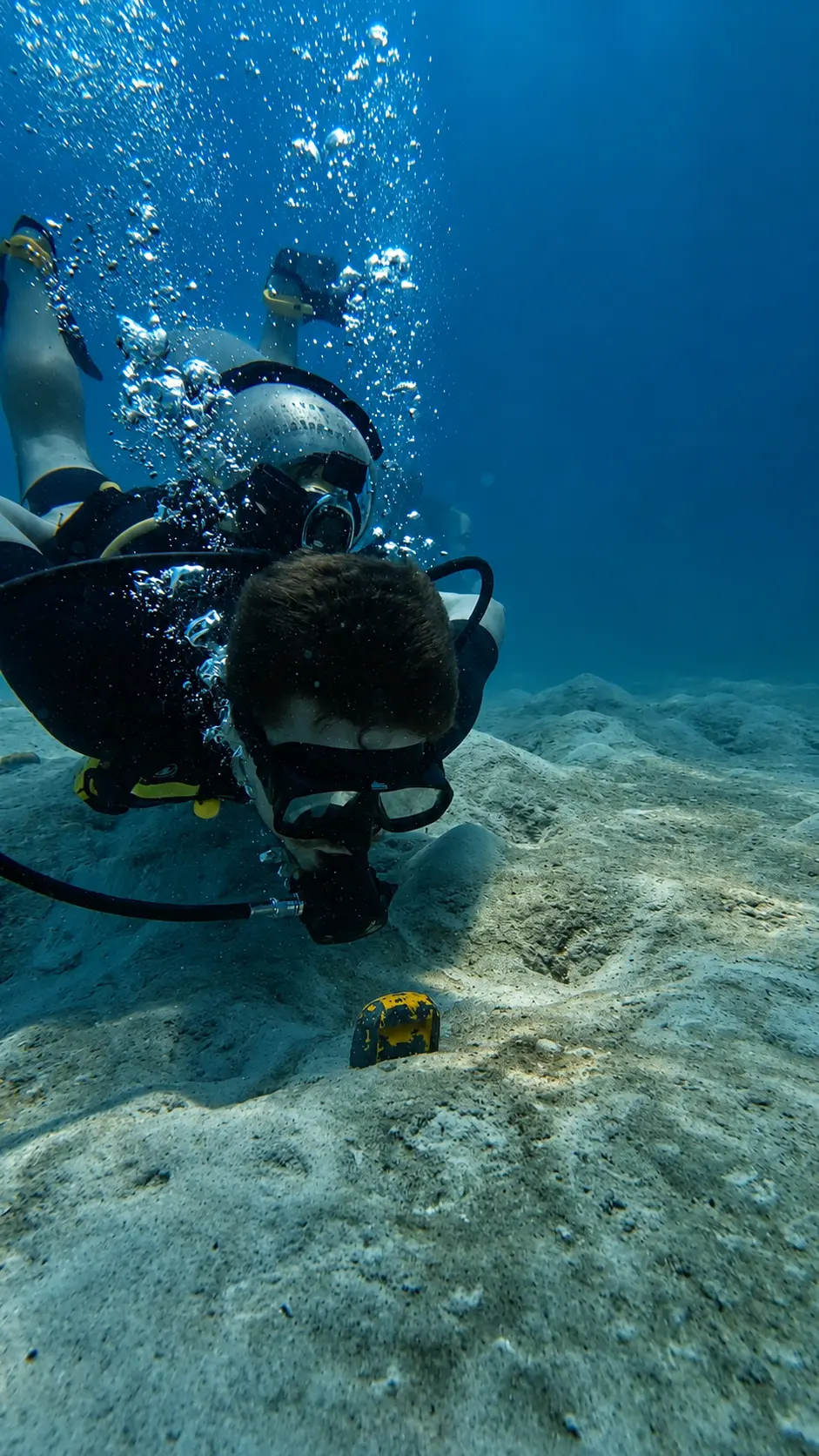 Scuba diver practicing perfect buoyancy skills during an SSI Advanced Open Water Diver course at Dive In Koh Tao, Thailand.